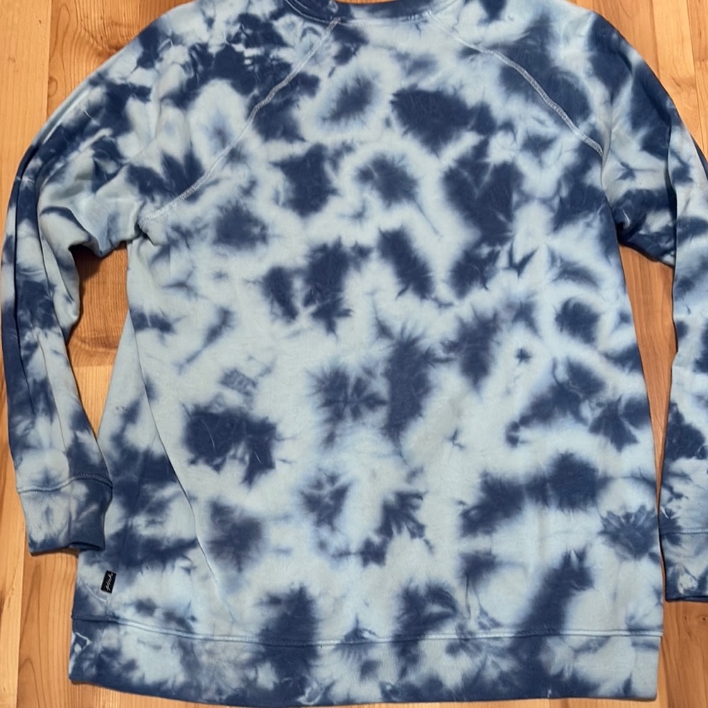 PINK Victoria's Secret Blue Tie-Dye Sweater - Picture 3 of 4